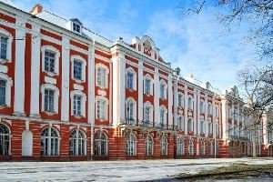 الجامعات في روسيا واسعارها