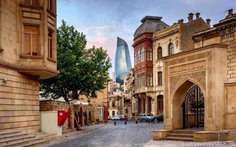 معلومات عن مدينة سومقاييت اذربيجان